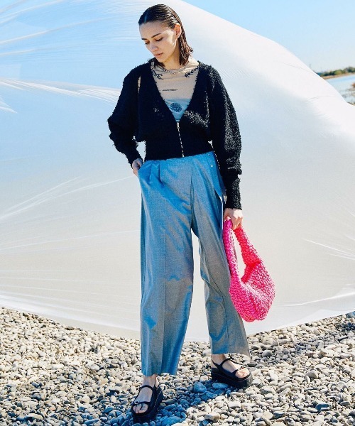 MAISON SPECIAL（メゾンスペシャル）の「シャーリングサドルバッグ【MAISON SPECIAL/メゾンスペシャル】（ハンドバッグ・レディース・グリーン/ピンク/ブラック/ブルー/オフホワイト・FREE）」の9枚目の写真