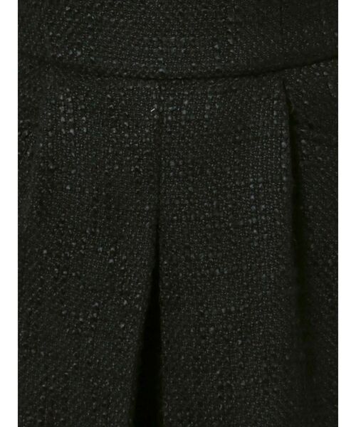 MURUA（ムルーア）の「ツイードタックショートパンツ【セットアップ着用可】（カーゴパンツ・レディース・カーキ/ブラック/ホワイト・1/2）」の9枚目の写真