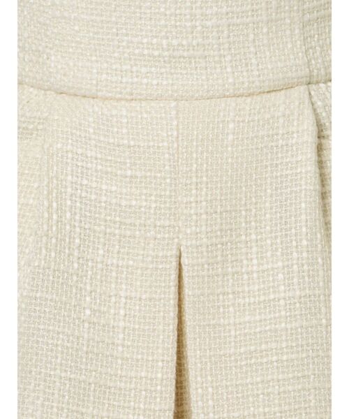 MURUA（ムルーア）の「ツイードタックショートパンツ【セットアップ着用可】（カーゴパンツ・レディース・カーキ/ブラック/ホワイト・1/2）」の7枚目の写真