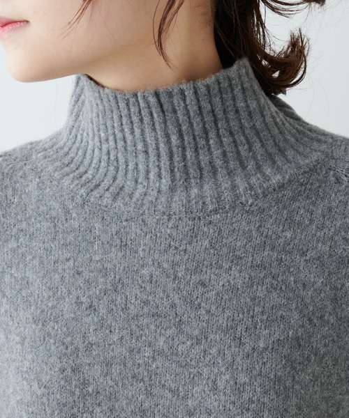 PUAL CE CIN（ピュアルセシン）の「5Gハイネックニットプルオーバー（ニット/セーター・レディース・ベージュ/グレー/アイボリー・FREE）」の6枚目の写真