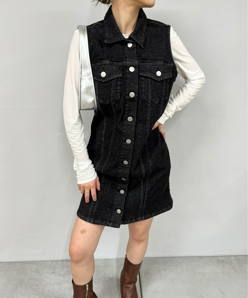 WHO'S WHO gallery（フーズフーギャラリー）の「デニムワンピース（ワンピース・レディース・オフホワイト/ブラック/サックスブルー・FREE）」の2枚目の写真