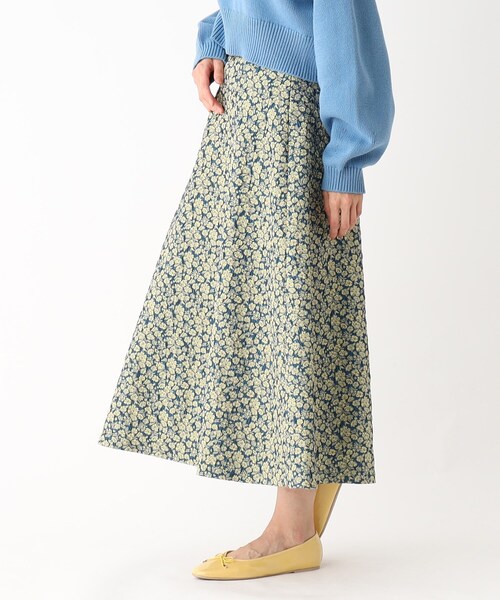 OPAQUE.CLIP（オペークドットクリップ）の「◆フラワージャカード フレアスカート（スカート・レディース・ブラック系/ブルー系・36/38/40）」の11枚目の写真