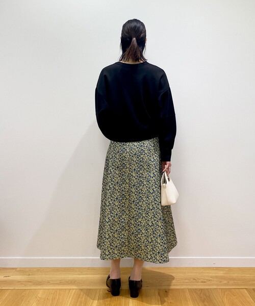 OPAQUE.CLIP（オペークドットクリップ）の「◆フラワージャカード フレアスカート（スカート・レディース・ブラック系/ブルー系・36/38/40）」の15枚目の写真