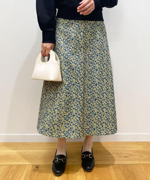 OPAQUE.CLIP（オペークドットクリップ）の「◆フラワージャカード フレアスカート（スカート・レディース・ブラック系/ブルー系・36/38/40）」の16枚目の写真