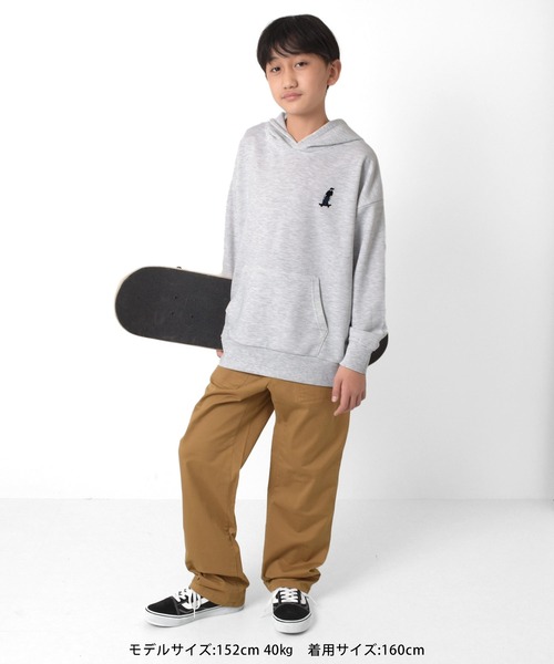 GLAZOS(グラソス)の「裏毛・スケーター刺繍ビッグパーカー(パーカー・キッズ・ブラック/ブルー/グレー/オートミール・170cm/160cm/140cm/150cm)」の19枚目の写真