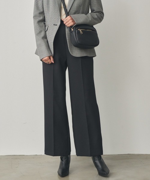 nissen（ニッセン）の「センタープレスカラーセミワイドパンツ（スラックス・レディース・ライトベージュ/ブルー/ライム/ライトグレー/ブラック/テラコッタ・LL/M/S/L）」の2枚目の写真