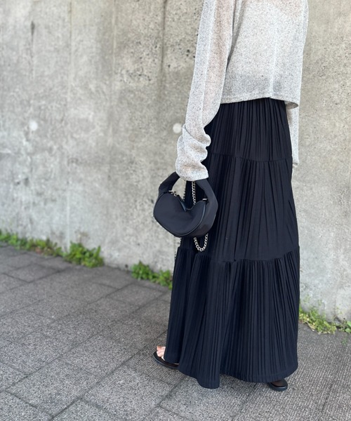 ISOOK(アイスー)の「【ZOZO限定】Pleated tiered long skirt ISOOK(アイスー)の「【ZOZO限定】Pleated tiered long skirt