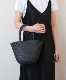 emesuelee（エメスーリー）の「手編みペーパーバッグ（かごバッグ）」