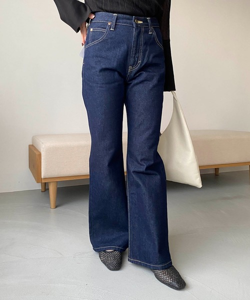 CAPRICIEUX LE'MAGE（カプリシューレマージュ）の「〈Lee/リー〉フレアデニム（デニムパンツ・レディース・ネイビー・XS/S）」の9枚目の写真