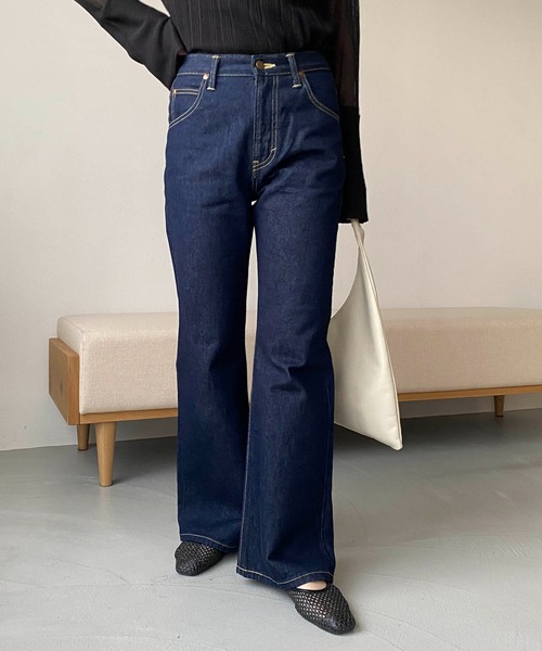 CAPRICIEUX LE'MAGE（カプリシューレマージュ）の「〈Lee/リー〉フレアデニム（デニムパンツ・レディース・ネイビー・XS/S）」の8枚目の写真