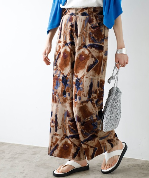 GeeRA（ジーラ）の「プリントリラックスワイドパンツ（その他パンツ・レディース・ブラウン/サンドグレー・MEDIUM/LARGE）」の3枚目の写真