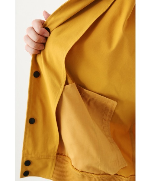 RODEO CROWNS WIDE BOWL（ロデオクラウンズワイドボウル）の「ワッペンスタジャン（スタジャン・レディース・ブラック/イエロー/マジェンタ・LARGE/MEDIUM）」の8枚目の写真