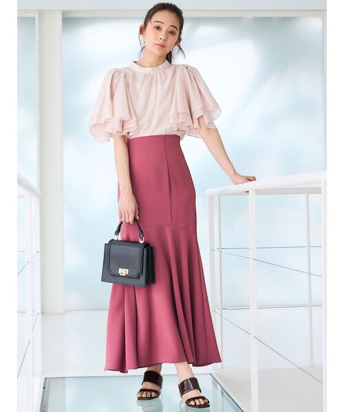 MERCURYDUO(マーキュリーデュオ)の「2WAYオープンショルダーラッフルブラウス(シャツ/ブラウス・レディース・オフホワイト/ライトブルー/ピンク・FREE)」の20枚目の写真