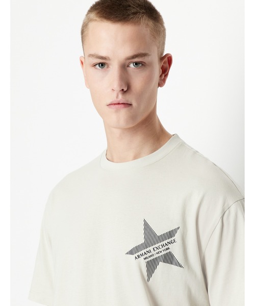 ARMANI EXCHANGE(アルマーニエクスチェンジ)の「【A|X アルマーニ エクスチェンジ】スターAXロゴ 半袖クルーネックTシャツ/COMFORT(Tシャツ/カットソー・メンズ・サンドベージュ/ホワイト/ブラック・LARGE/MEDIUM/SMALL/X-LARGE/X-SMALL/XX-LARGE)」の4枚目の写真