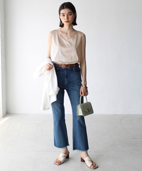 GeeRA（ジーラ）の「サテン2WAYタンクトップ（タンクトップ・レディース・ブラック/オフホワイト/サンドグレー・MEDIUM/LARGE）」の20枚目の写真