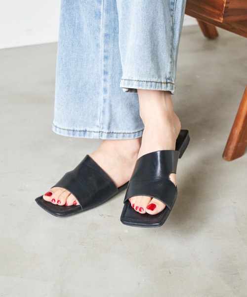 Auntie Rosa Holiday（アンティローザホリデー）の「フラットミュールサンダル（サンダル・レディース・ブラック/ブラウン・SMALL/MEDIUM/LARGE）」の13枚目の写真