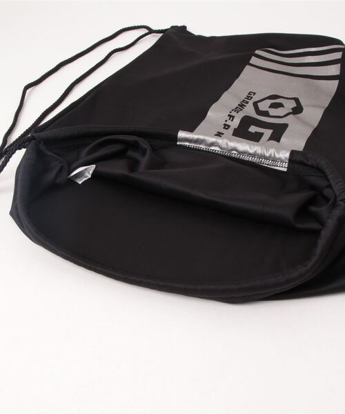 GRANDE FOOTBALL PRODUCTS（グランデフットボールプロダクツ）の「GRFP.LIMITED.BIGマルチ.ジムサック（エコバッグ/サブバッグ・メンズ・ブラック×グレー/ブラック×ホワイト・ONE SIZE）」の5枚目の写真