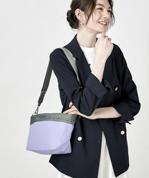 LeSportsac（レスポートサック）の「SMALL BUCKET BAG ラベンダー/ミリタリー（ショルダーバッグ・キッズ）」