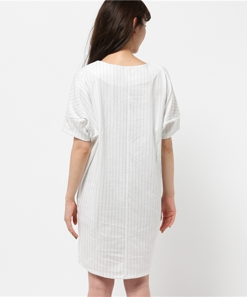 earth music&ecology（アースミュージックアンドエコロジー）の「ストライプコクーンワンピース（ワンピース・レディース・オフホワイト/ブラック/ネイビー・FREE）」の10枚目の写真