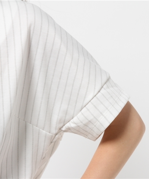 earth music&ecology（アースミュージックアンドエコロジー）の「ストライプコクーンワンピース（ワンピース・レディース・オフホワイト/ブラック/ネイビー・FREE）」の13枚目の写真