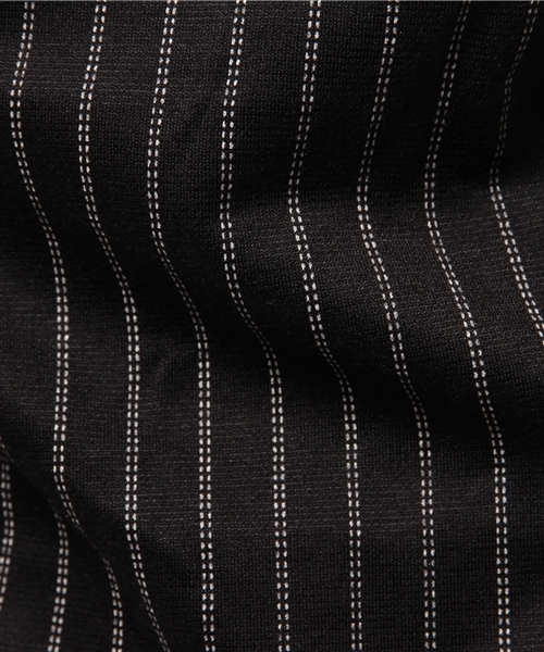 earth music&ecology（アースミュージックアンドエコロジー）の「ストライプコクーンワンピース（ワンピース・レディース・オフホワイト/ブラック/ネイビー・FREE）」の7枚目の写真