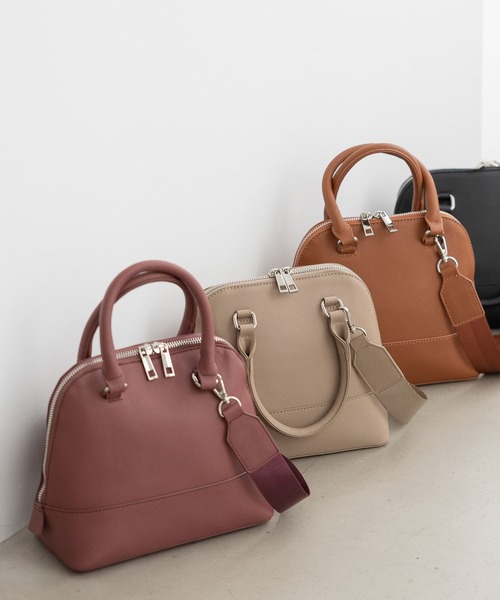 LAKOLE(ラコレ)の「2WAYボストンショルダーバッグ / 962947(ショルダーバッグ・レディース・ブラック/ベージュ/キャメル/ピンク・FREE)」の1枚目の写真