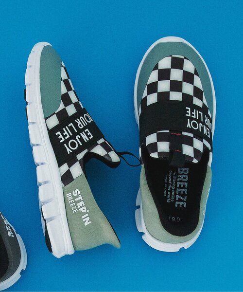 BREEZE（ブリーズ）の「【立ったまま】STEP↓INスニーカー（スニーカー・キッズ・ブラック/チェック/ブルー・13/14/15 /16/17/18/19）」の3枚目の写真