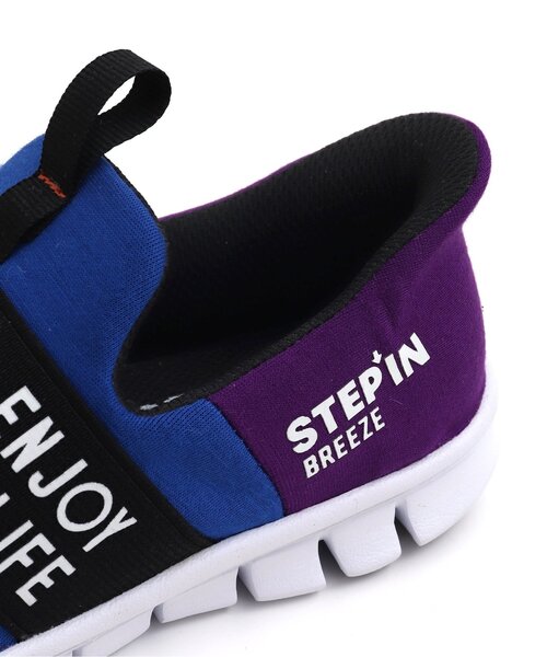 BREEZE（ブリーズ）の「【立ったまま】STEP↓INスニーカー（スニーカー・キッズ・ブラック/チェック/ブルー・13/14/15 /16/17/18/19）」の12枚目の写真