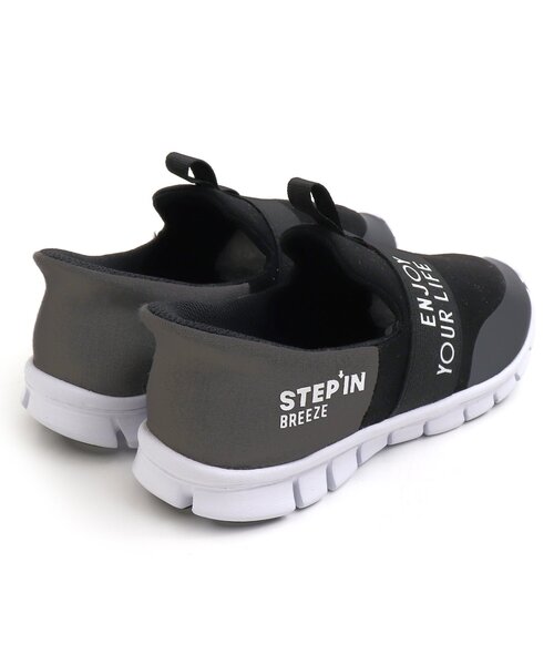 BREEZE（ブリーズ）の「【立ったまま】STEP↓INスニーカー（スニーカー・キッズ・ブラック/チェック/ブルー・13/14/15 /16/17/18/19）」の14枚目の写真