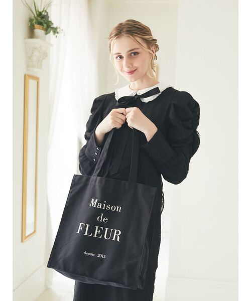 Maison de FLEUR（メゾンドフルール）の「ブランドロゴプリントスクエアトートバッグ（トートバッグ・レディース・ピンク/アイボリー/ピンク系その他2/ブラック・FREE）」の5枚目の写真