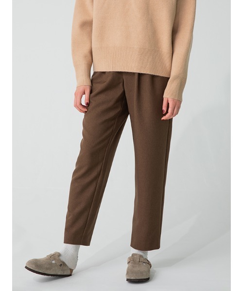 【セール】センタープレステーパードパンツ（スラックス）｜CHAROL（シャロル）