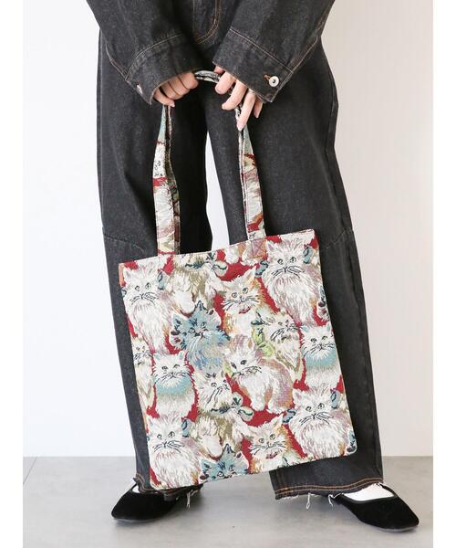 ehka sopo（エヘカソポ）の「猫ゴブラントートバッグ（ハンドバッグ・レディース・ブラック/キャメル/レッド・F）」の6枚目の写真