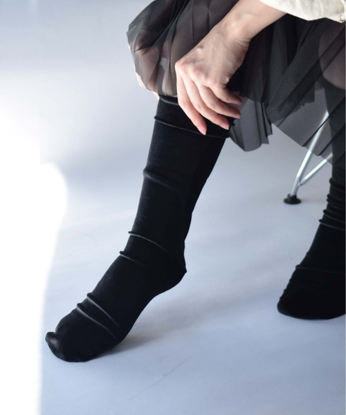 PICCIN(ピッチン)の「ベロアソックス(ソックス/靴下・レディース・ボルドー/グレー/ブルー/ブラック/グレイッシュベージュ・FREE)」の6枚目の写真