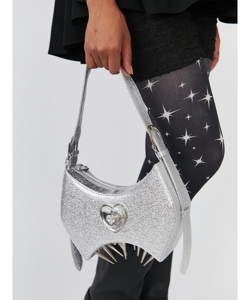 PAMEO POSE(パメオポーズ)の「Teenager Bow Bag Metalic(ハンドバッグ・レディース・ピンク/シルバー・FREE)」の11枚目の写真