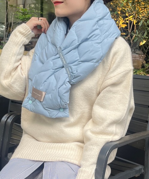 DouDou（ドゥドゥ）の「ダウンマフラー（ストール/ショール・レディース・グレイッシュベージュ/ブルー系その他・FREE）」の6枚目の写真