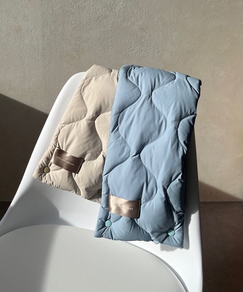 DouDou（ドゥドゥ）の「ダウンマフラー（ストール/ショール・レディース・グレイッシュベージュ/ブルー系その他・FREE）」の12枚目の写真