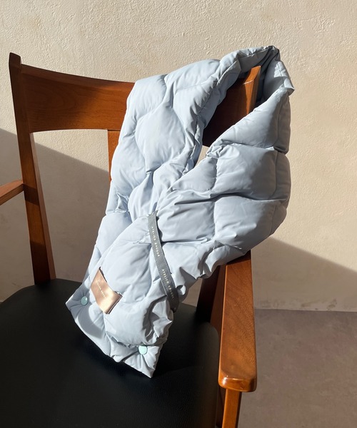 DouDou（ドゥドゥ）の「ダウンマフラー（ストール/ショール・レディース・グレイッシュベージュ/ブルー系その他・FREE）」の15枚目の写真