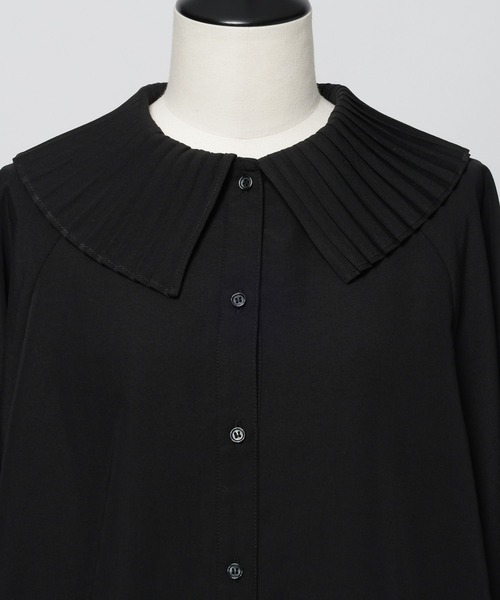 niko and...（ニコアンド）の「プリーツディテールブラウス（シャツ/ブラウス・レディース・ブラック/オフホワイト・LARGE/MEDIUM）」の5枚目の写真