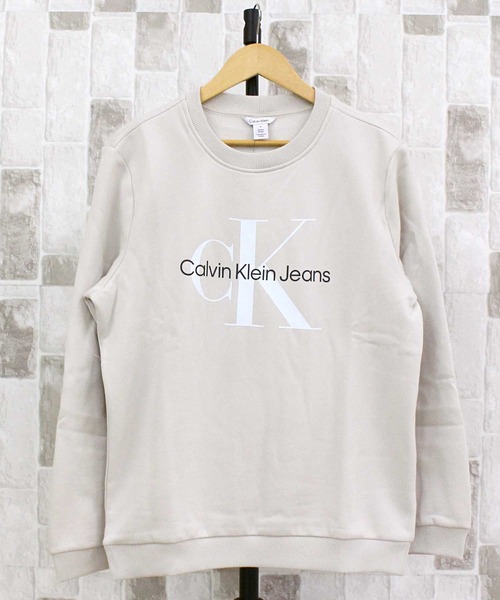 Calvin Klein（カルバン・クライン）の「CKJ モノグラムプリント クルーネックスウェットシャツ ls monogram crewneck sweatshirt（スウェット・メンズ・ホワイト/ブラック/ベージュ/ナチュラル・XL/M/L）」の4枚目の写真