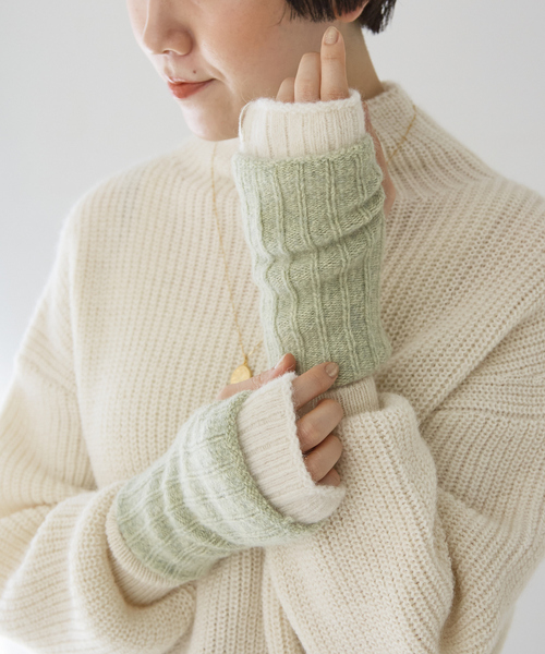collex(コレックス)の「メリノウール アルパカ 2WAY フィンガーレスグローブ 手袋(手袋・レディース・ブラウン系その他/グリーン系その他/グレイッシュブルー・フリー)」の10枚目の写真