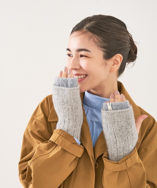 collex(コレックス)の「メリノウール アルパカ 2WAY フィンガーレスグローブ 手袋(手袋・レディース・ブラウン系その他/グリーン系その他/グレイッシュブルー・フリー)」の16枚目の写真