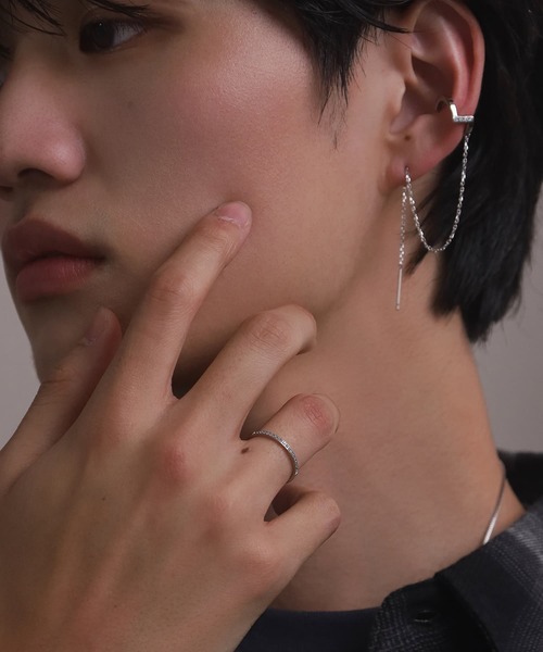 LHME(エルエイチエムイー)の「【WEB限定】”Enhance”ハーフエタニティリング/ジルコニア/サージカルステンレス(金属アレルギー対応)【LHME / エルエイチエムイー】(リング・レディース・シルバー/ゴールド・9号/11号/13号/15号)」の18枚目の写真