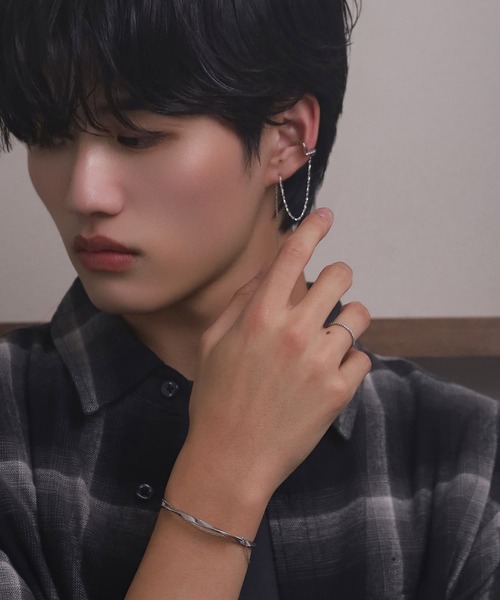 LHME(エルエイチエムイー)の「【WEB限定】”Enhance”ハーフエタニティリング/ジルコニア/サージカルステンレス(金属アレルギー対応)【LHME / エルエイチエムイー】(リング・レディース・シルバー/ゴールド・9号/11号/13号/15号)」の20枚目の写真