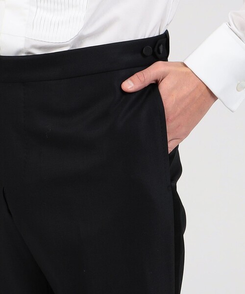 ウールドスキン ピークドラペル タキシード（スーツセット