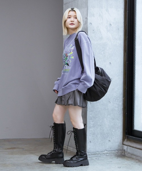 PAGEBOY(ページボーイ)の「サンダーロックBIGスウェット(スウェット・レディース・スミクロ/スカイブルー/オートミール・FREE)」の16枚目の写真