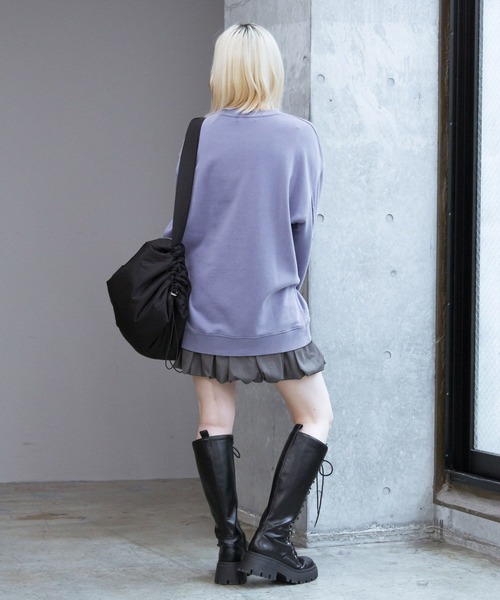 PAGEBOY(ページボーイ)の「サンダーロックBIGスウェット(スウェット・レディース・スミクロ/スカイブルー/オートミール・FREE)」の17枚目の写真