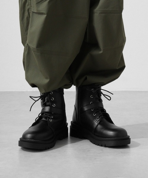 LibertyDoll（リバティードール）の「LibertyDoll レースアップショートブーツ（ブーツ・レディース・ブラック・39/42/40/36/41/35/38/44/43/37）」の4枚目の写真