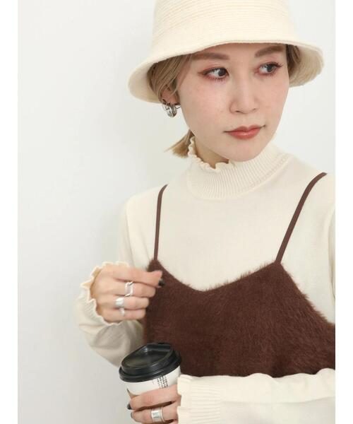 Samansa Mos2 blue（サマンサモスモスブルー）の「フリル衿ニットプルオーバー（ニット/セーター・レディース・キナリ/シルバーグレー/ブラック・F）」の2枚目の写真