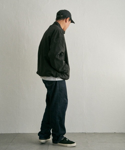 NO NEED（ノーニード）の「スタンドカラー 裾ドロストブルゾン（ブルゾン・メンズ・ベージュ/ホワイト/ブラック・L/M/LL）」の21枚目の写真