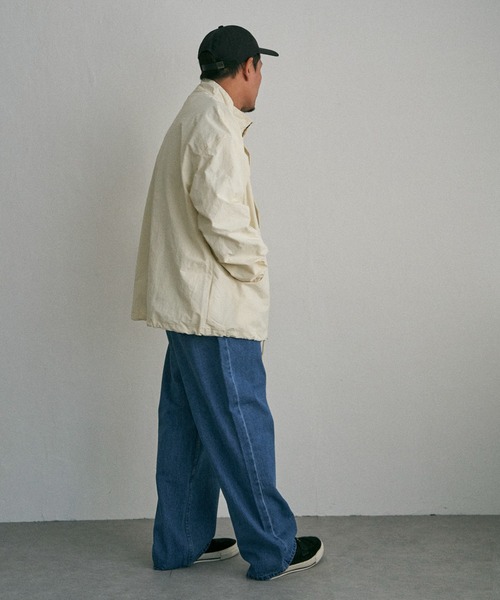 NO NEED（ノーニード）の「スタンドカラー 裾ドロストブルゾン（ブルゾン・メンズ・ベージュ/ホワイト/ブラック・L/M/LL）」の13枚目の写真